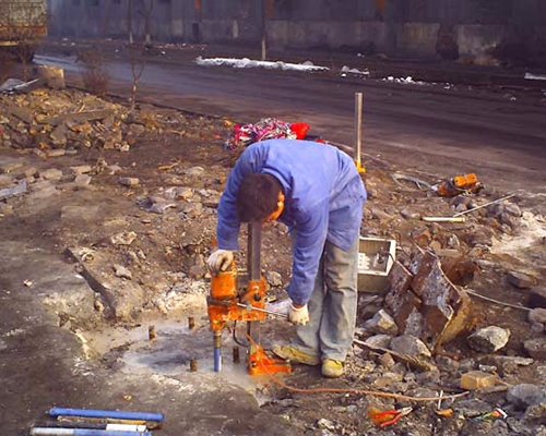 植筋-2009年11月太原化工集团植筋工程